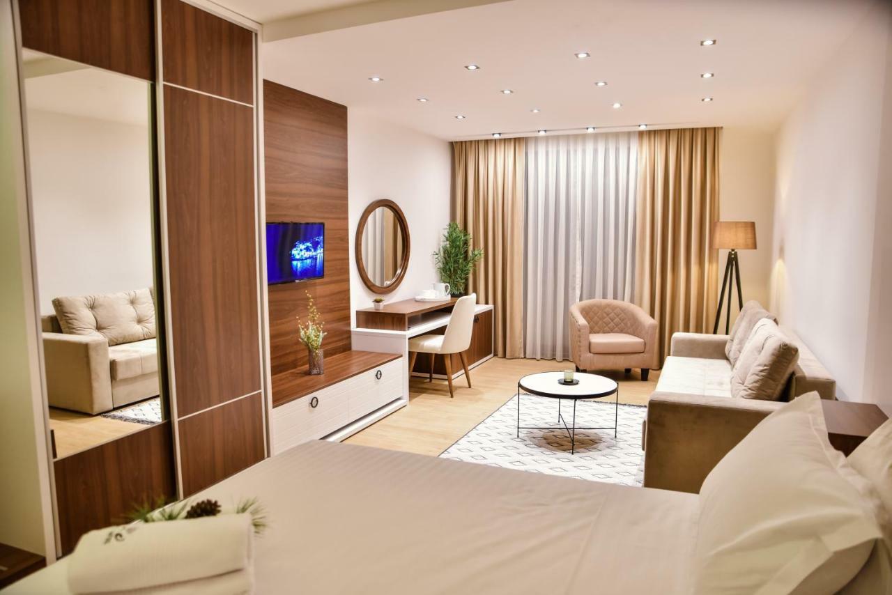 Pino Boutique Hotel Улцинь Экстерьер фото
